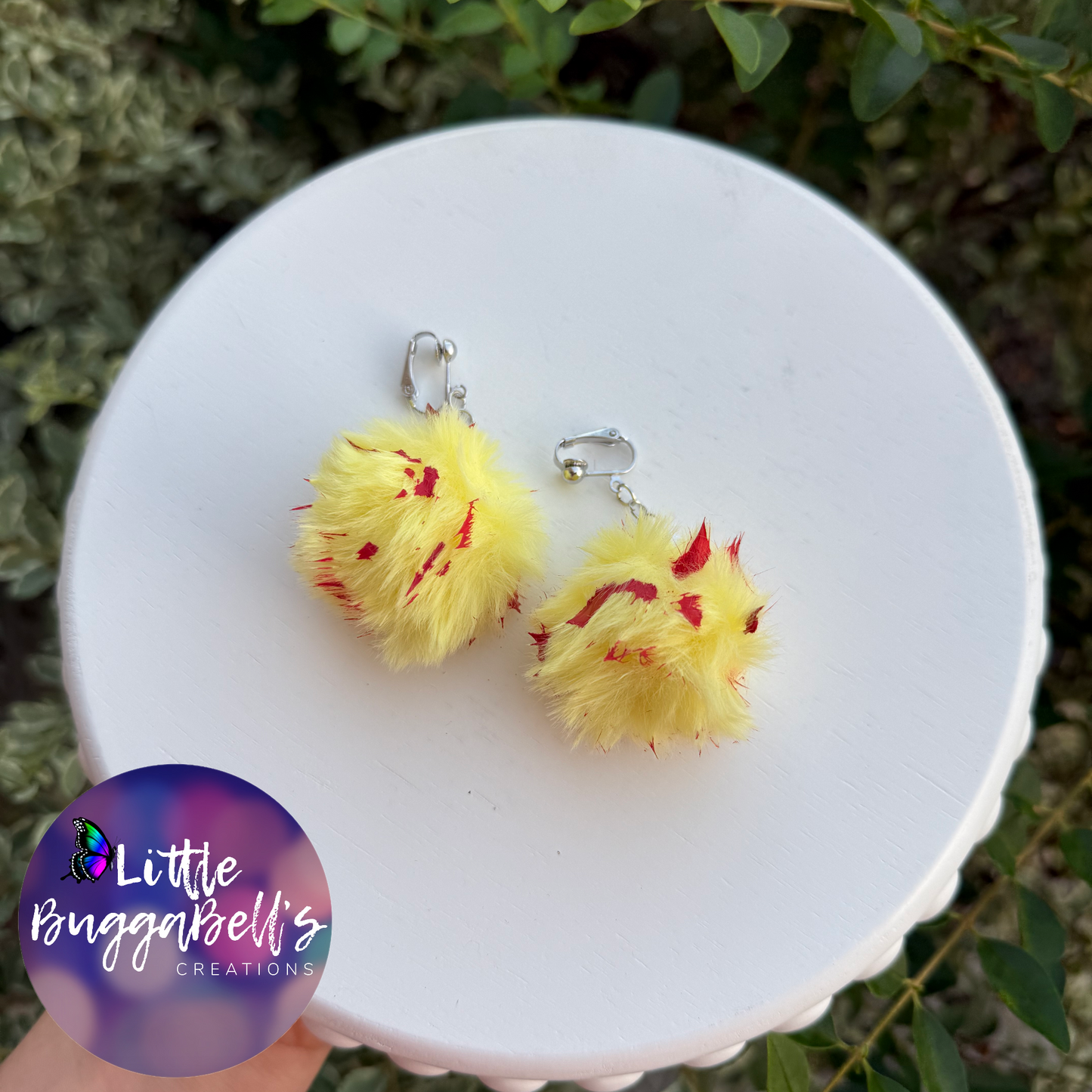 Floating On Your Ears Earrings READ DESCRIPTION