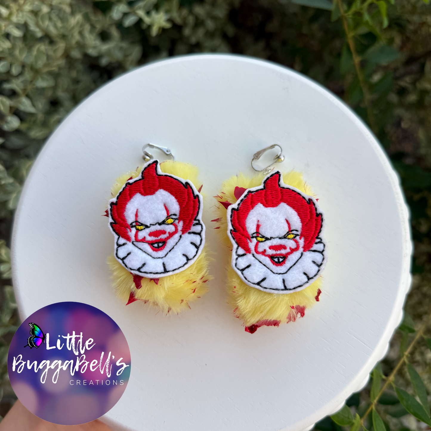 Floating On Your Ears Earrings READ DESCRIPTION