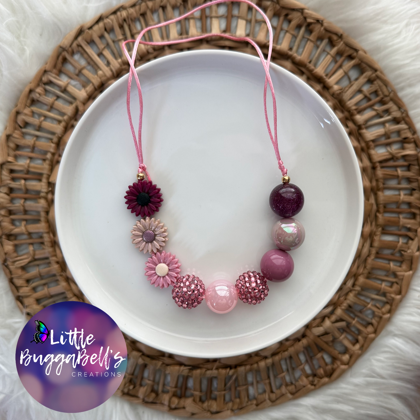 Shade of Purple Daisies Adjustable Bubblegum Necklace